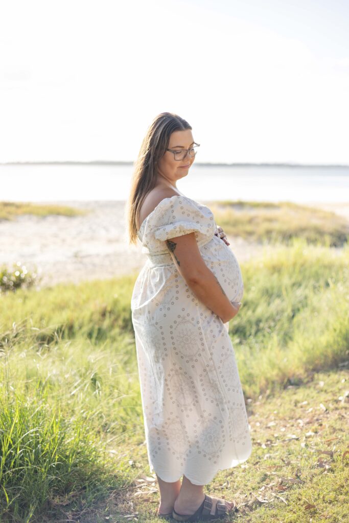 Beachside Maternity photo session in North Brisbane