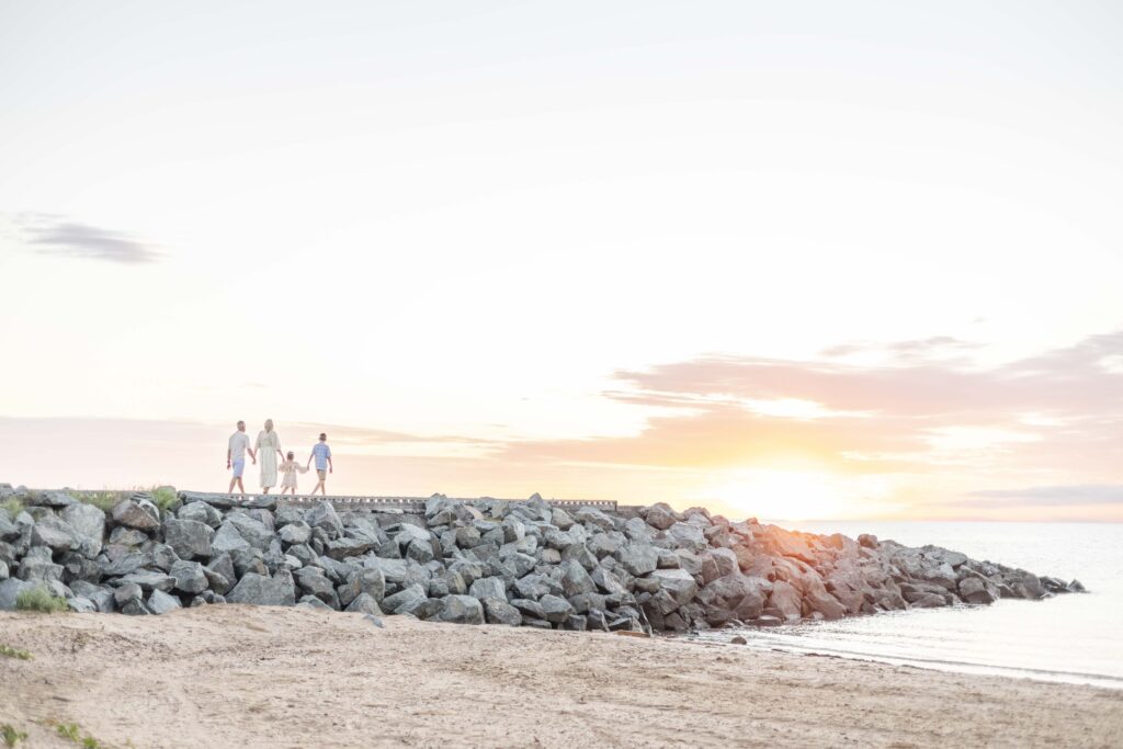 Sunrise Beach Photoshoot in Scarborough Brisbane | Sharon Joseph Photography