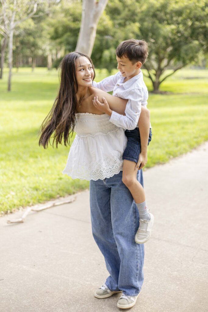 Fun
 Photoshoot at a Nature Reserve in Brisbane | Sharon Joseph Photography