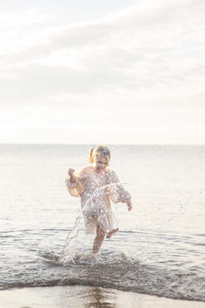 Sunrise Beach Photoshoot in Scarborough Brisbane | Sharon Joseph Photography